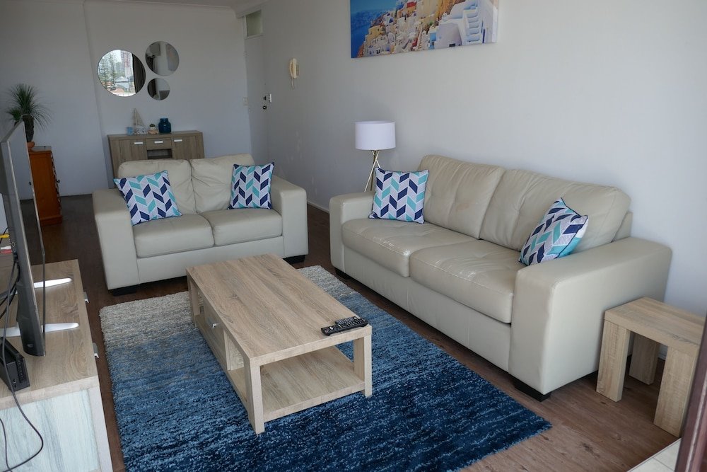 Фото Queensleigh Apartment