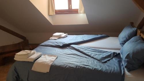 Фото House of Roses