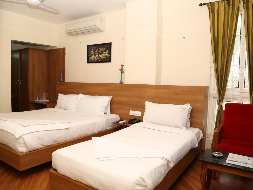 Фото Hotel Spr Inn