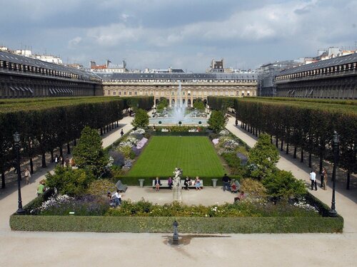 Жильё посуточно Luxury Apartment Paris Louvre в Париже