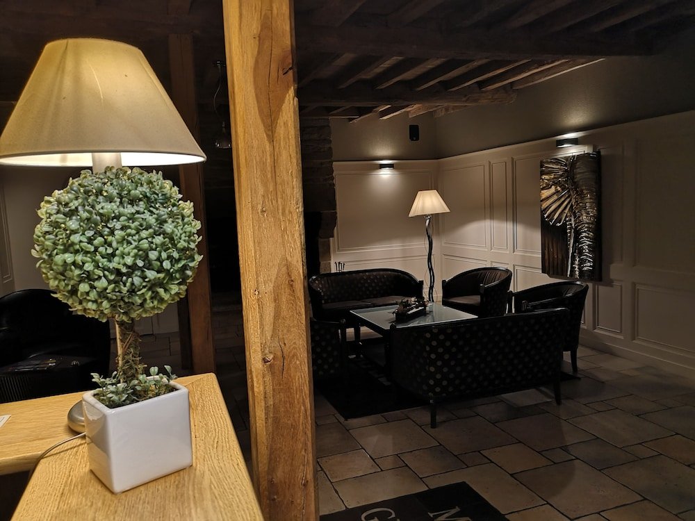 Фото Logis Hotel la Grassinais