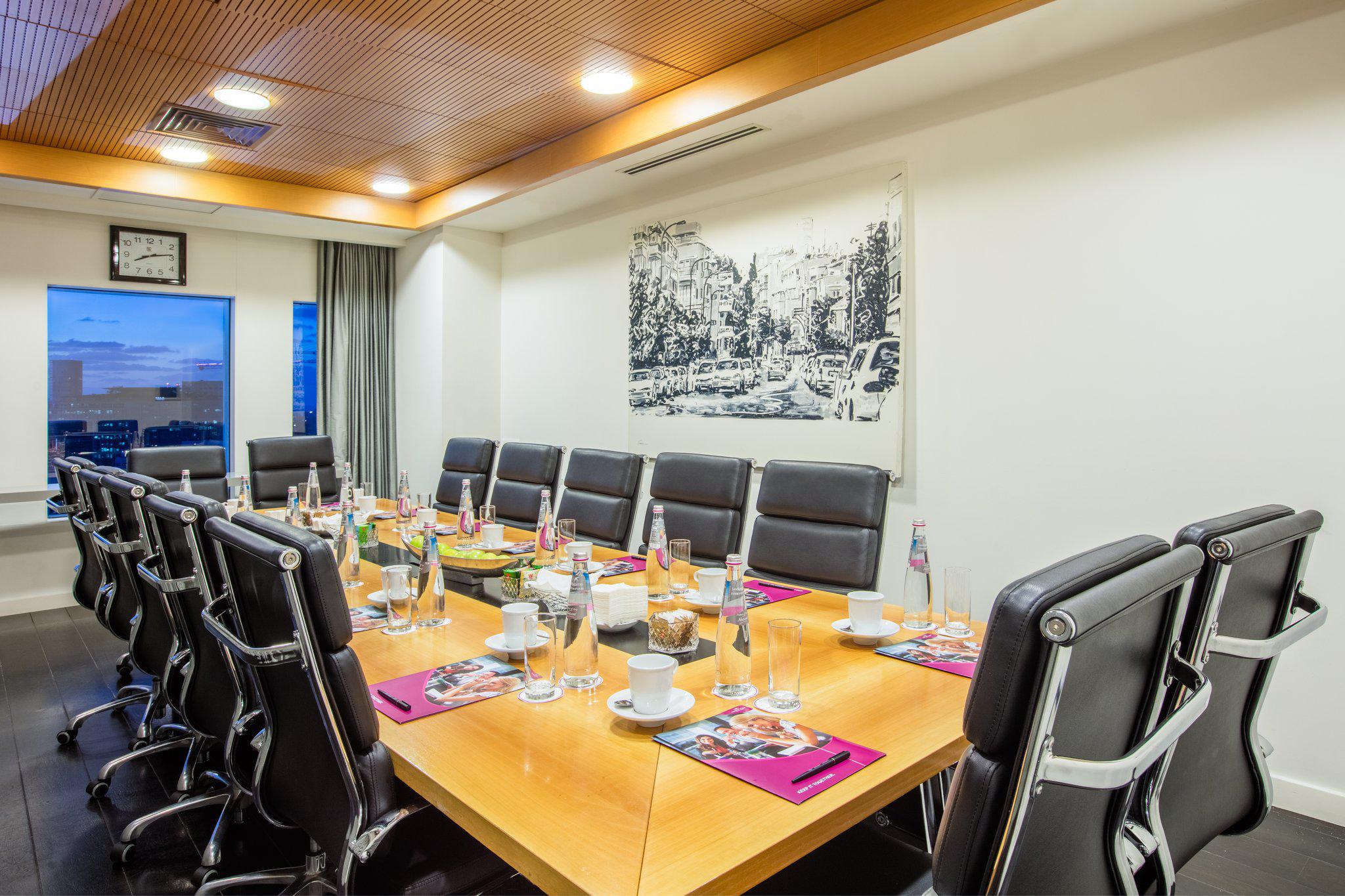 Фото Crowne Plaza Tel Aviv City Center, an Ihg Hotel