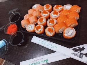 Sushi Sam (Russian Federation, rabochiy posyolok Markova, mikrorayon Beryozovy, 125), sushi bar