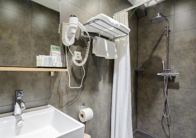 Фото Camp Inn Hotel