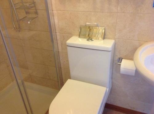 Фото Royston Guest House