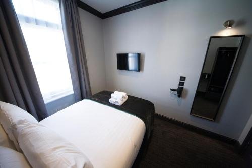 Фото The Duke Rooms London