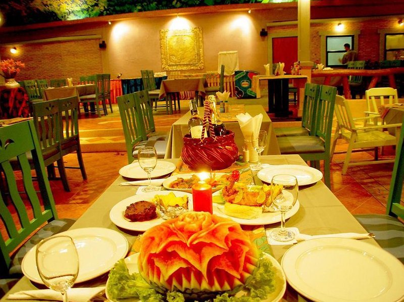 Фото Phi Phi Bayview & Premier Resort