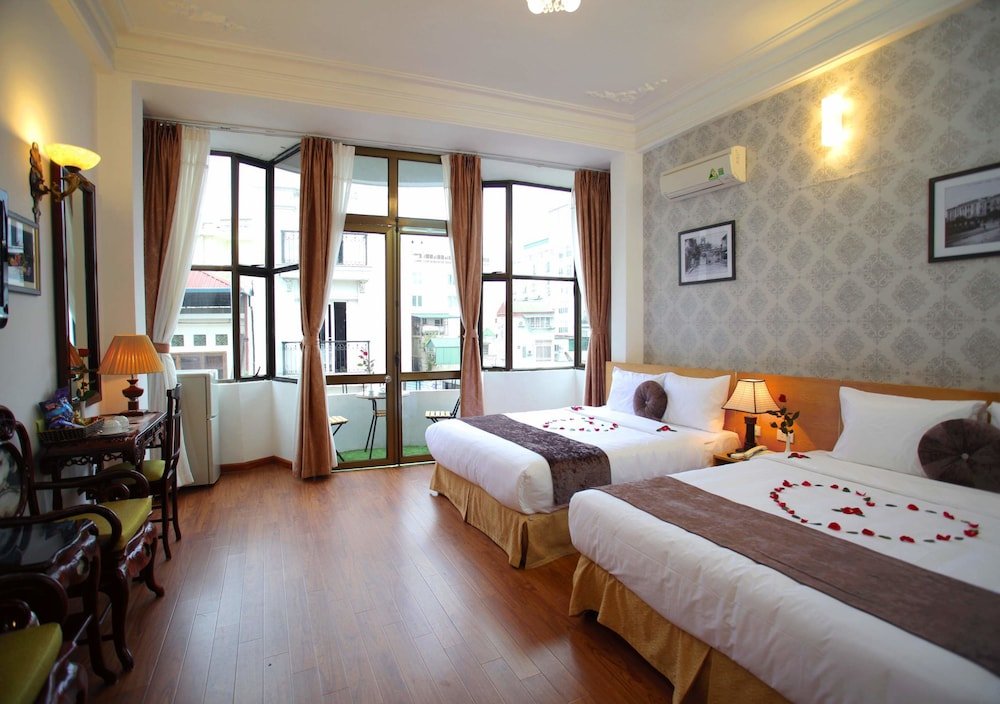 Фото отеля 2