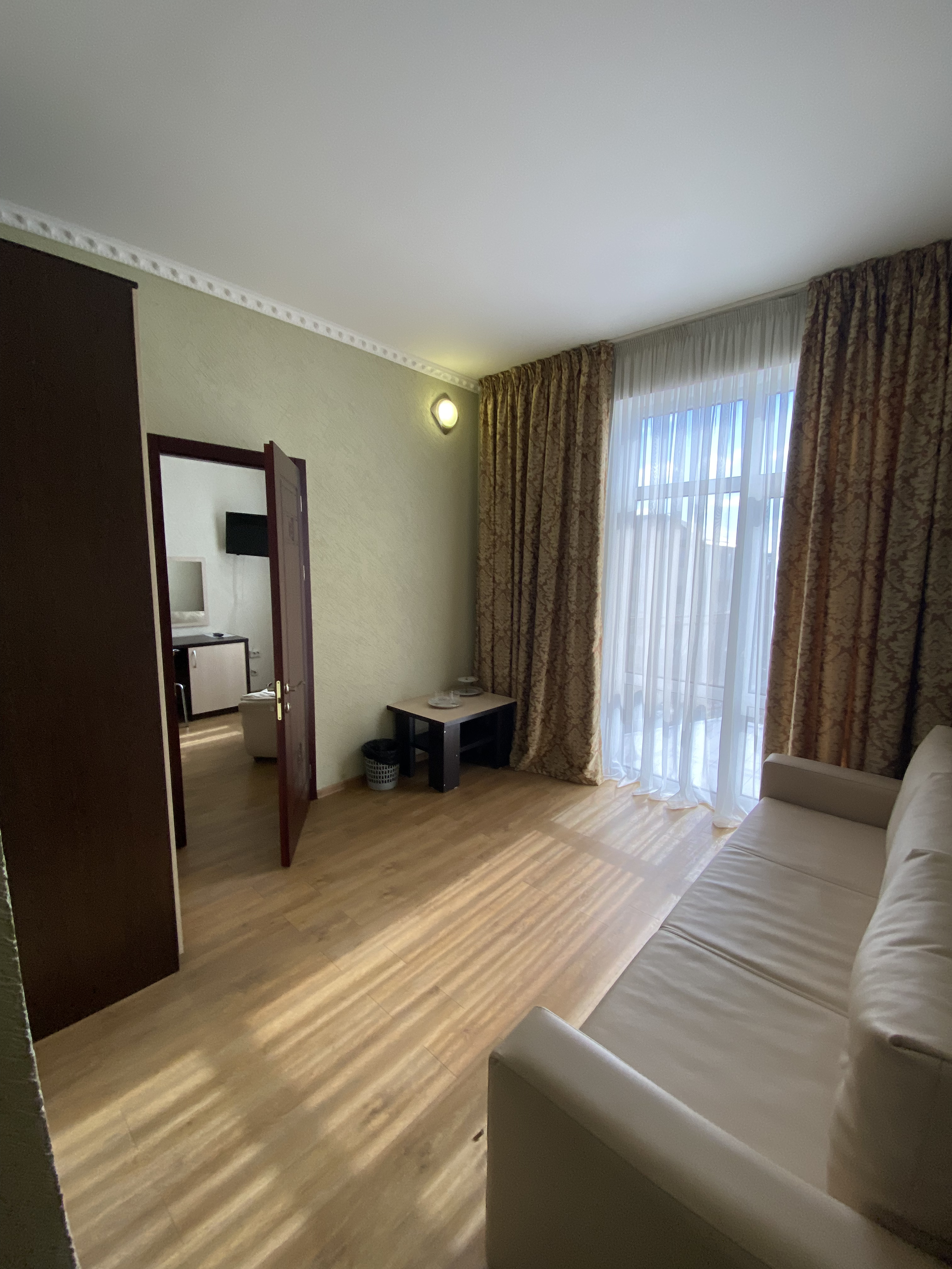 Фото Авалон