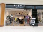 Bugatti (Savushkina Street, 126), clothing store