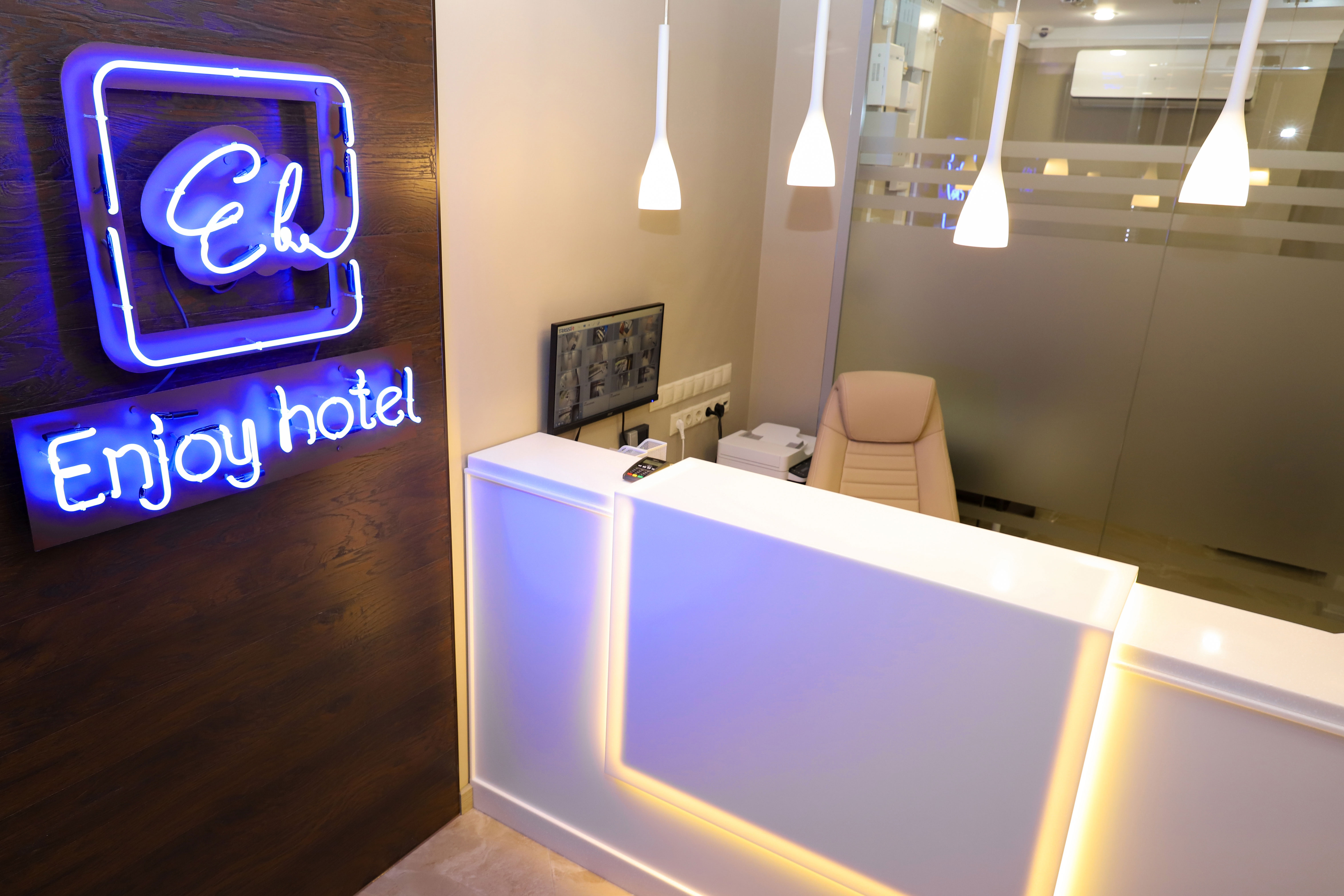 Фото отеля 1