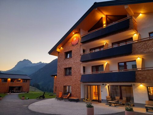 Гостиница Alpin Garni Das Kleine Hotel