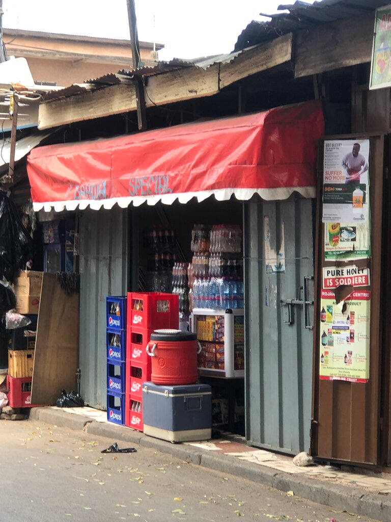 Soft drinks bar Baadia Special, Accra, photo