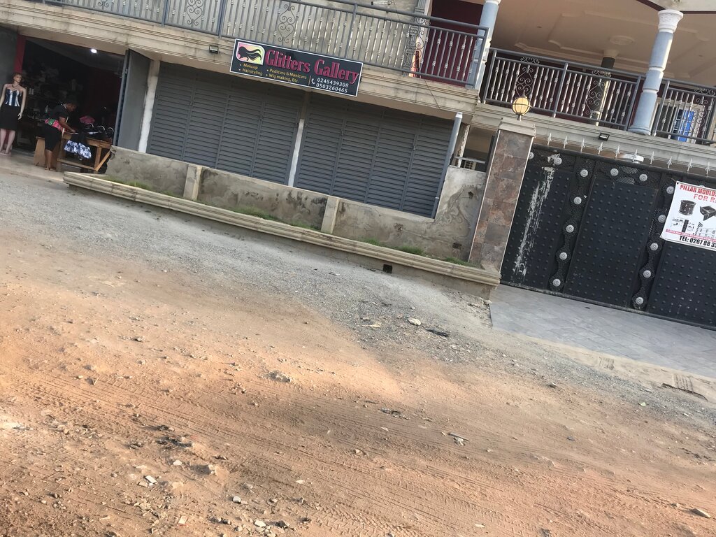 Tailor Simstress Store, Earth, photo