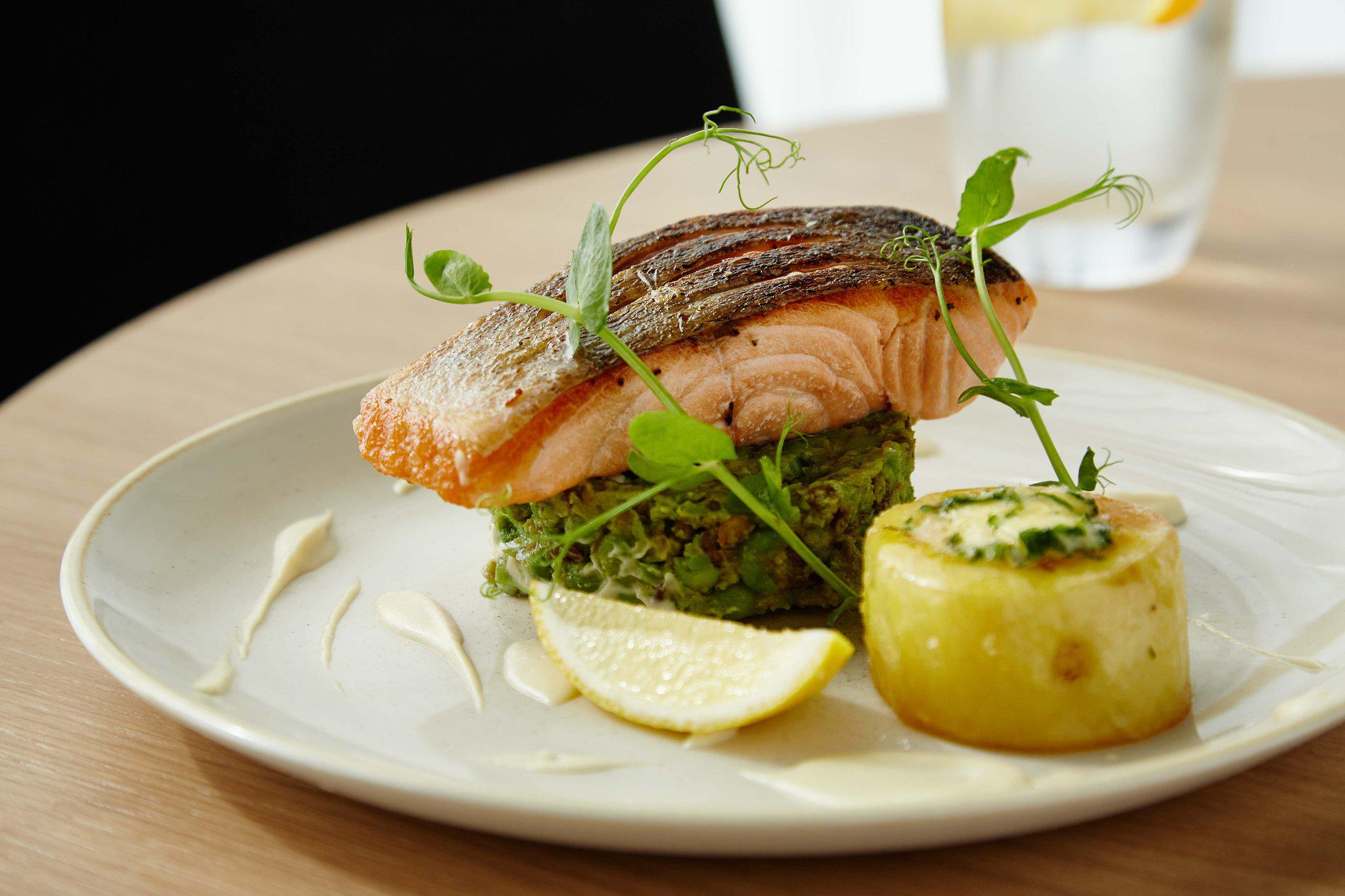 Фото 158242913888