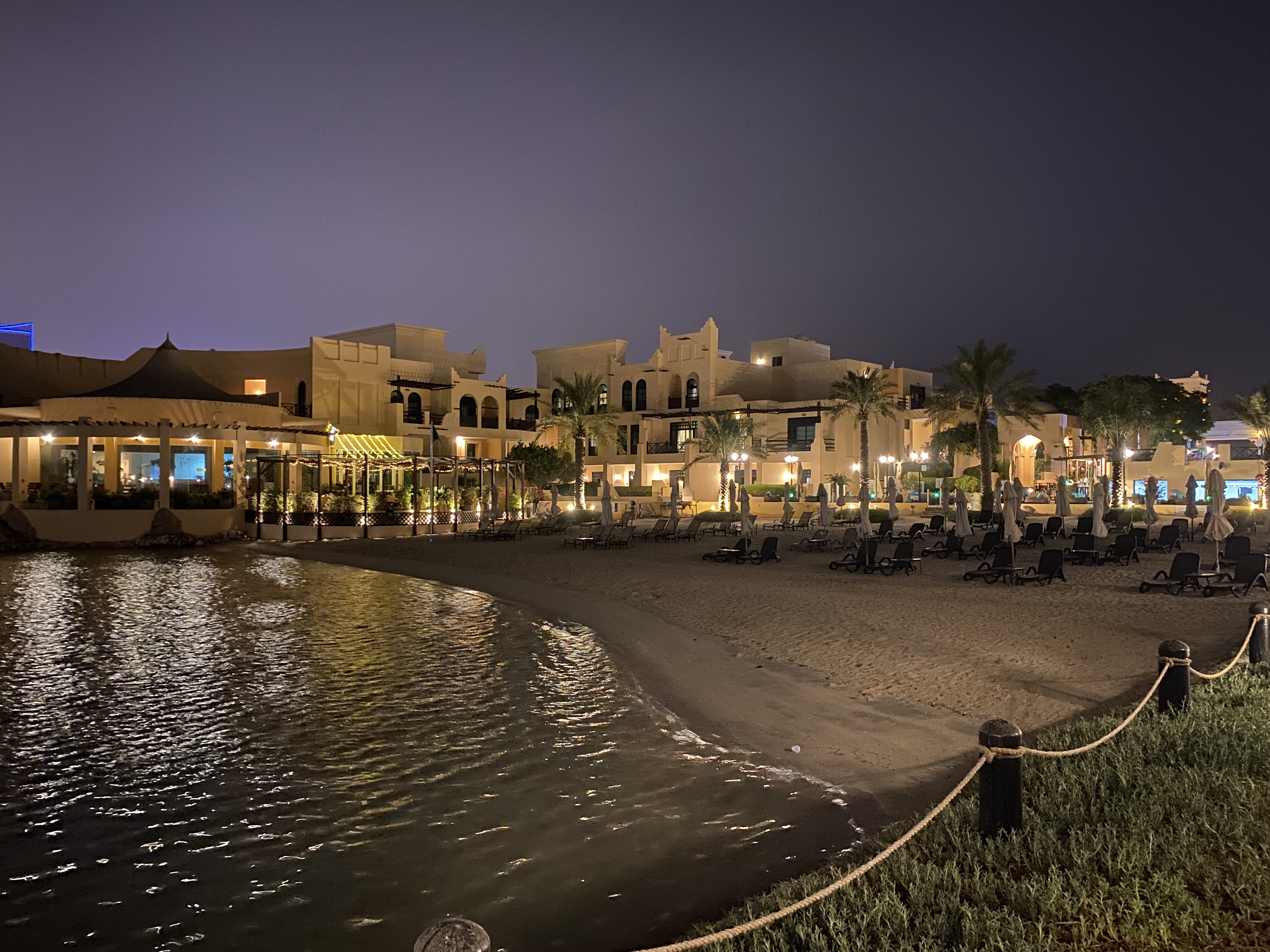 Фото Novotel Bahrain Al Dana Resort