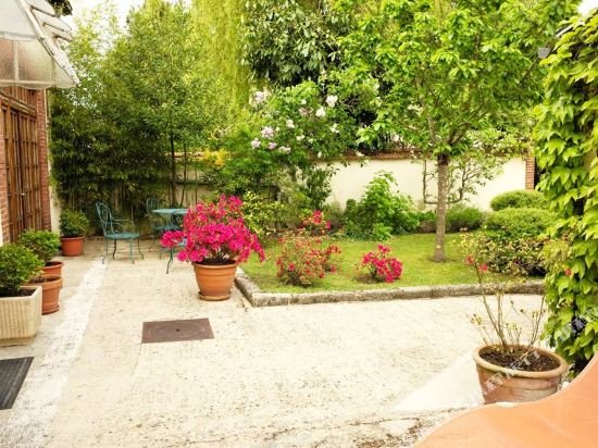 Фото Les Chambres d'hôtes - Les Crépinières