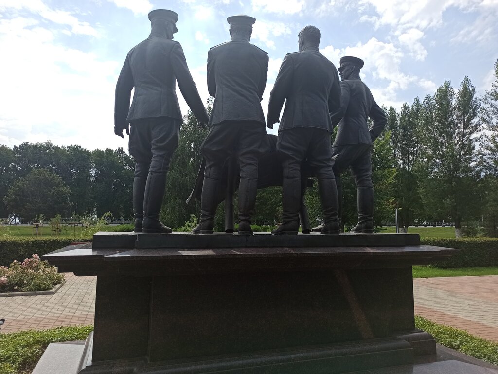Monument, memorial Командующие фронтами в Курской битве И.С. Конев, А.МС. Василевский, Н.Ф. Ватутин, К.К. Рокоссовский, Belgorod Oblast, photo