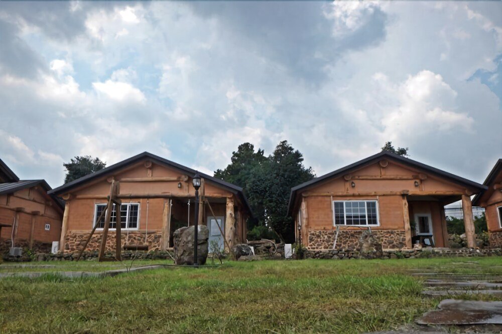 Фото Geumok Log Pension