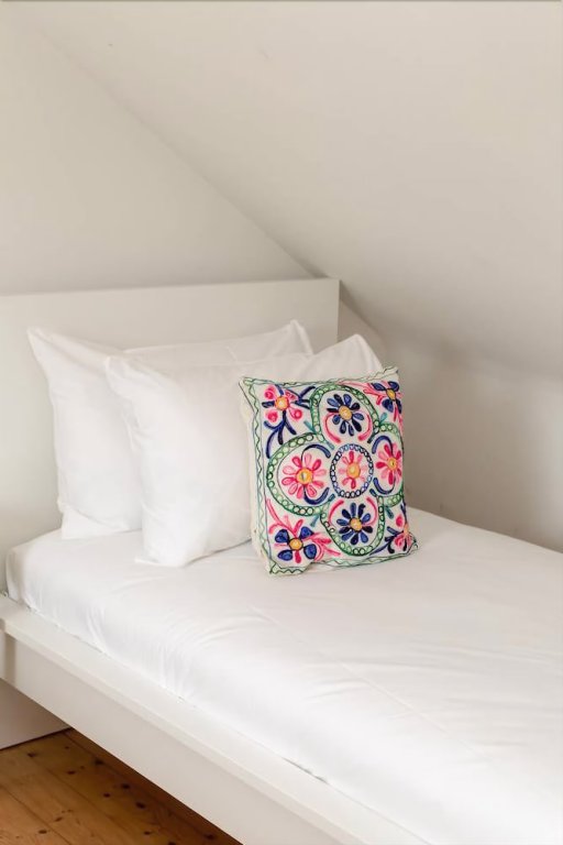 Фото Cozy and Quiet House Super Close to the Centre