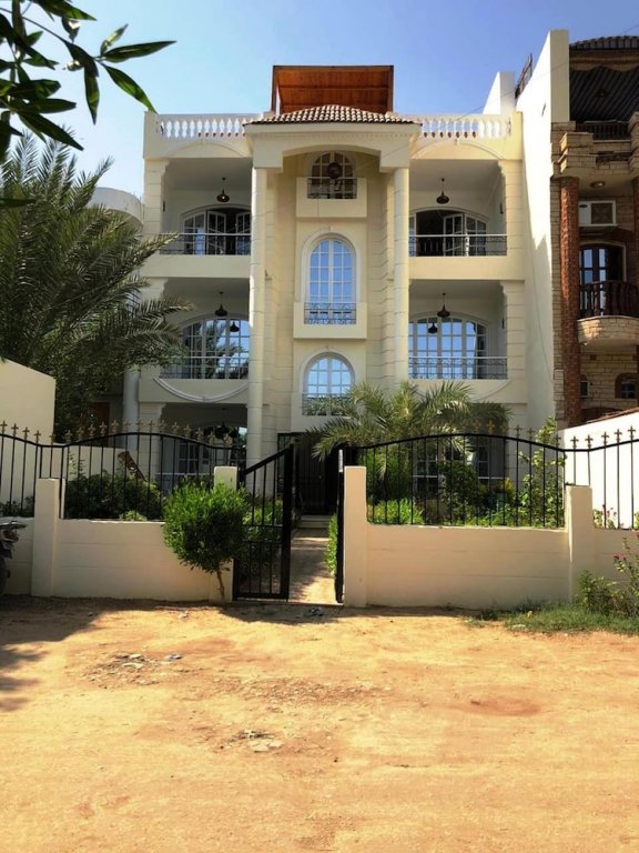 Фото Nile Youth Hostel