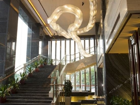 Фото Guangzhou Tongyu International Hotel