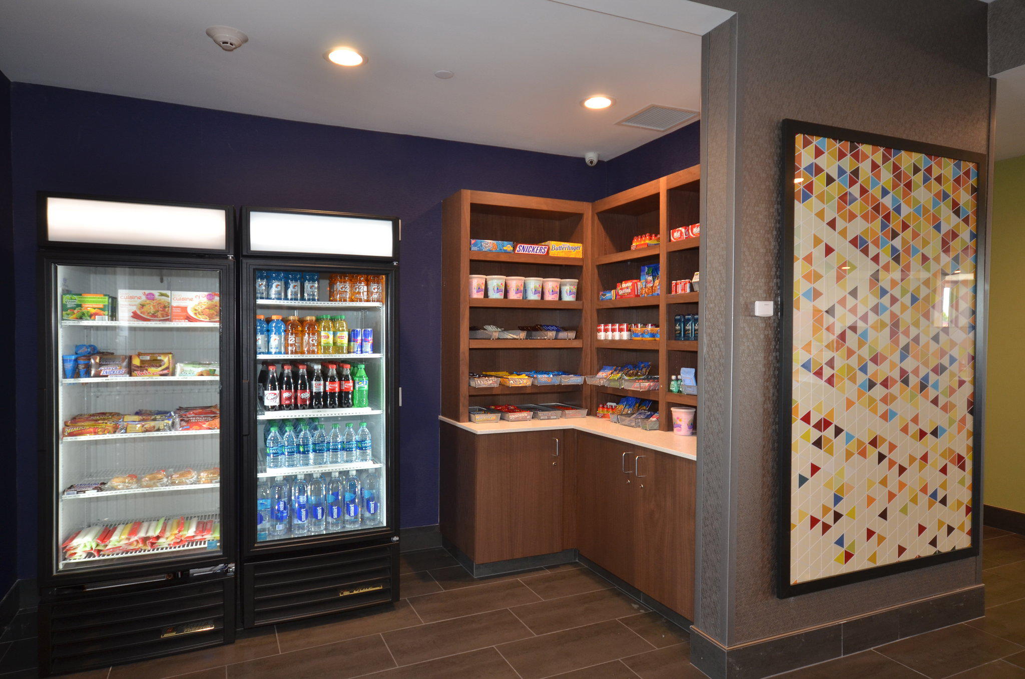 Фото Holiday Inn Express & Suites Oklahoma City Mid - Arpt Area, an Ihg Hotel