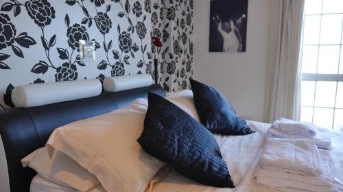 Фото The Baltic Inn