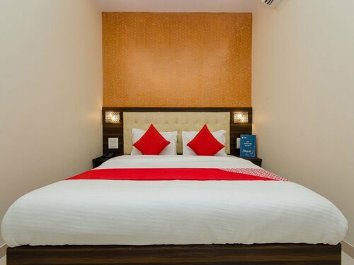 Oyo 11706 Hotel Avion Park