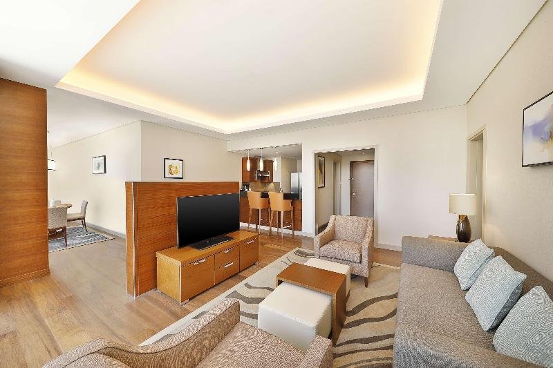 Фото Hilton Riyadh Hotel & Residences