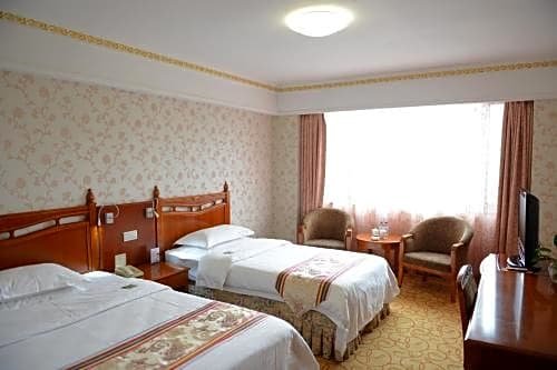 Фото Yanbian Baishan Hotel