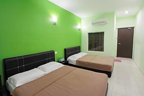 Фото Brilliant Hotel