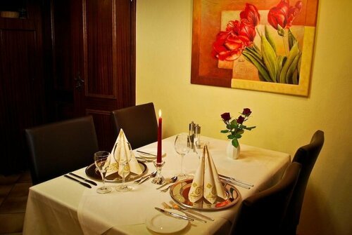 Гостиница Hotel-Restaurant Saarblick в Сааре