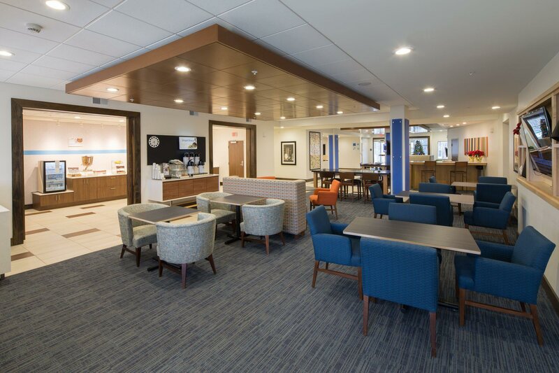 Гостиница Holiday Inn Express & Suites Port Huron, an Ihg Hotel