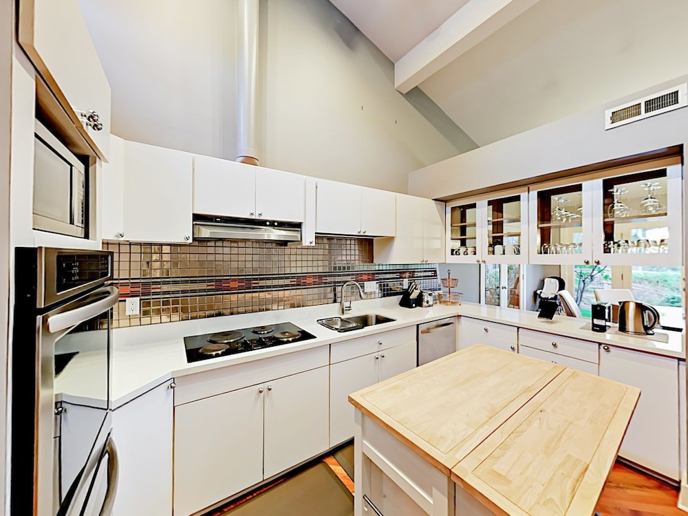 Фото 14521 40th Ave Ne Home 3 Bedrooms 3 Bathrooms Home