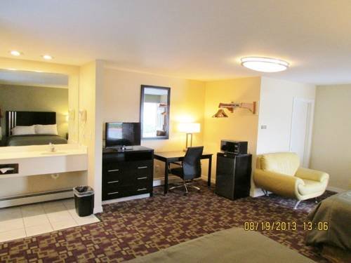 Фото Americas Best Value Inn Providence North Scituate