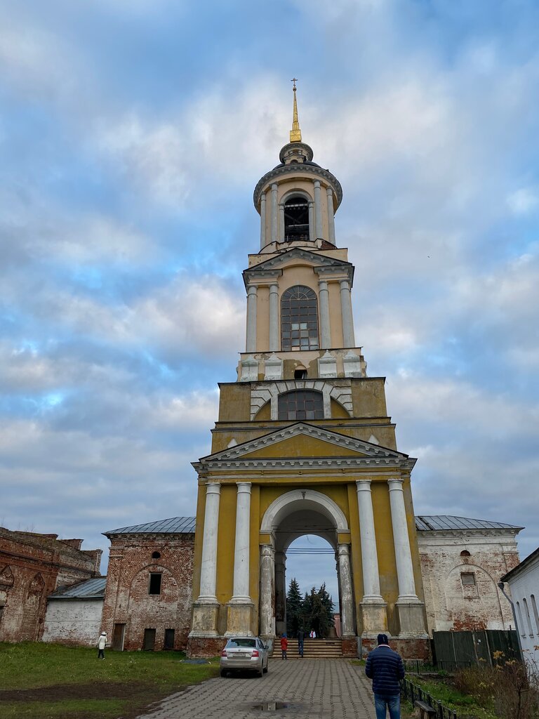 Landmark, attraction Руины храма Сретения Господня, Suzdal, photo