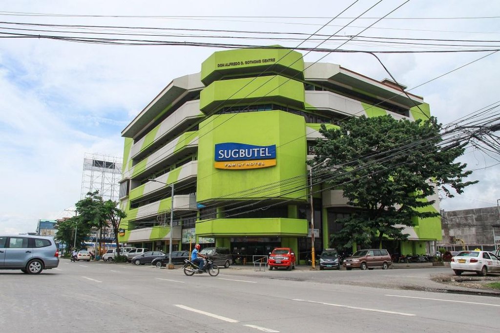 Фото отеля 2