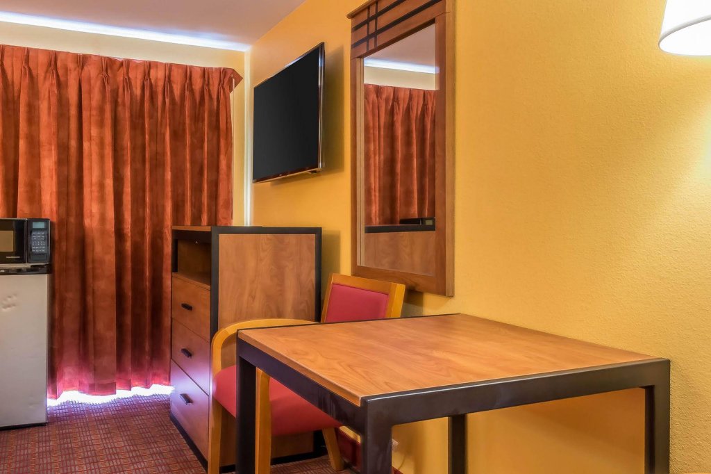 Фото Relax Inn Vineland