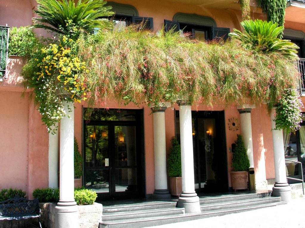 Фото Central Hotel