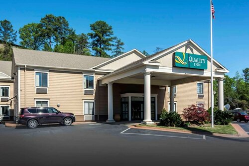 Гостиница Quality Inn Phenix City Columbus в Коламбусе
