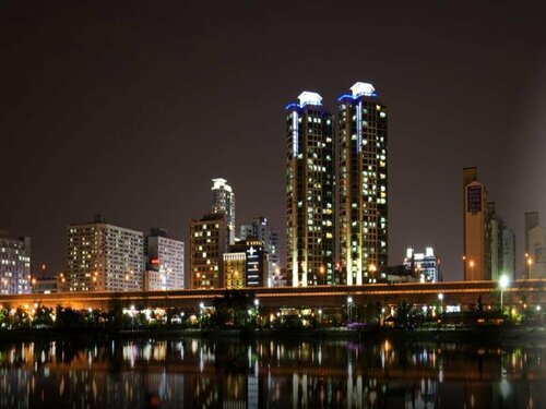 Внешний вид отеля Polaris Hotel в Пучхоне, фото 2