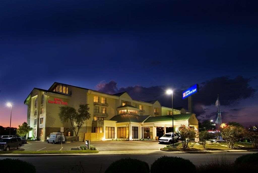 Фото Hilton Garden Inn San Antonio Airport