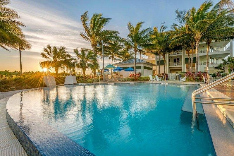 Гостиница Courtyard by Marriott Marathon Florida Keys
