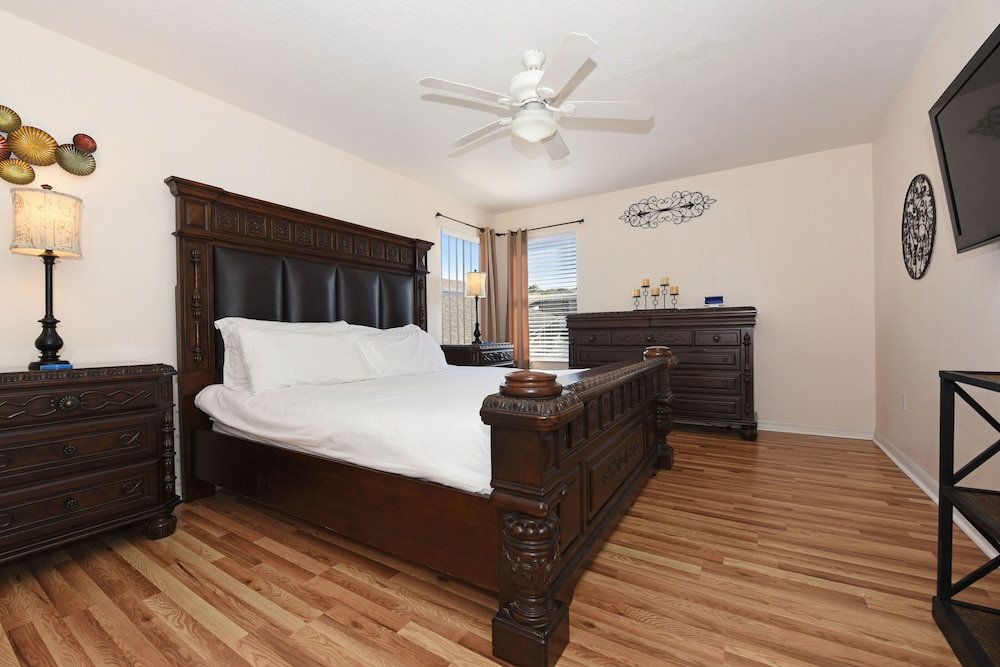 Фото 4630 4 Bedroom Private Pool Home, Cumbrian Lakes