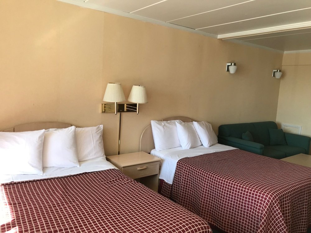 Фото Simple Life Motel