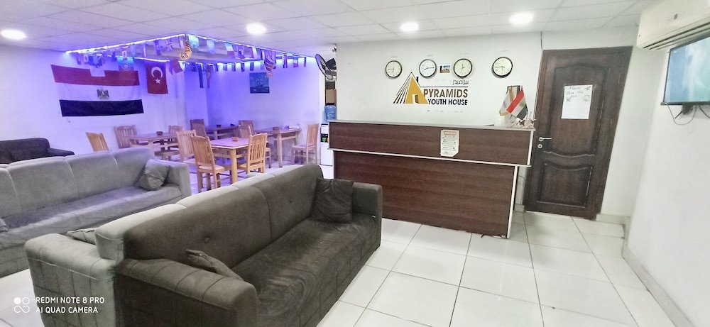 Фото Pyramids Youth House