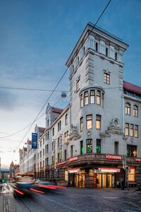 Гостиница Bob W City Centre