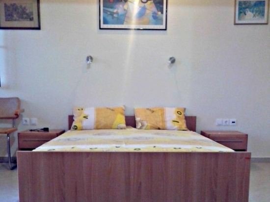 Фото Kleio Studios