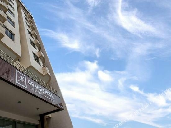 Гостиница Grande Hotel Ipatinga в Ипатинге